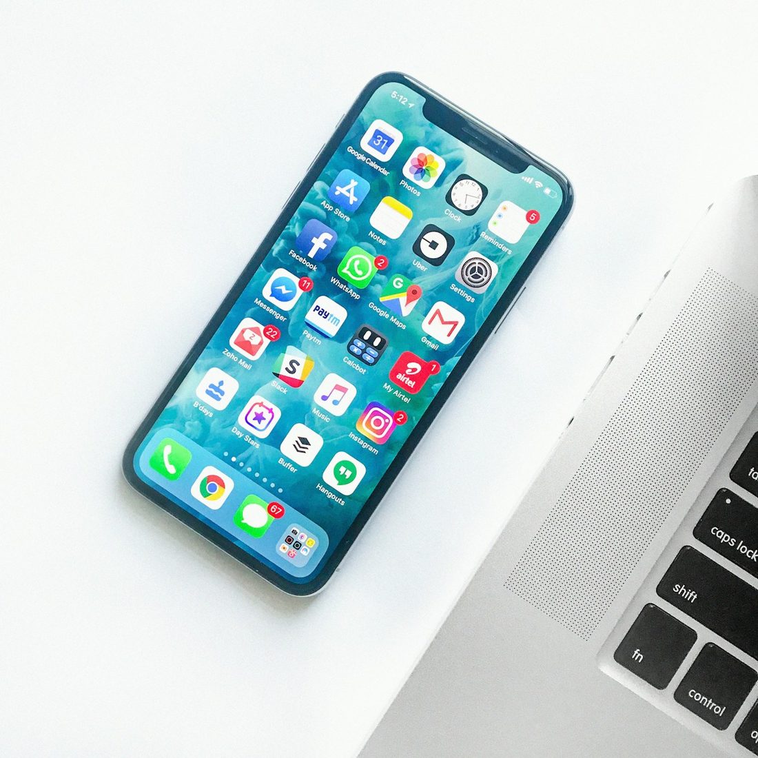 贝博体育 APP 赛程与赛事列表界面示意